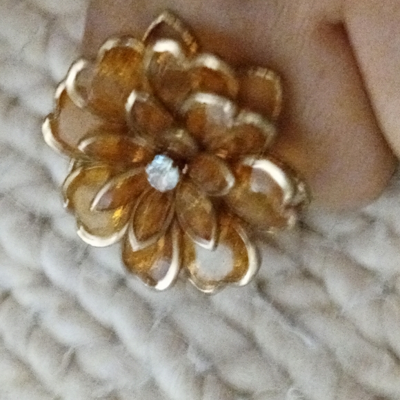 ring - Picture 4 of 4